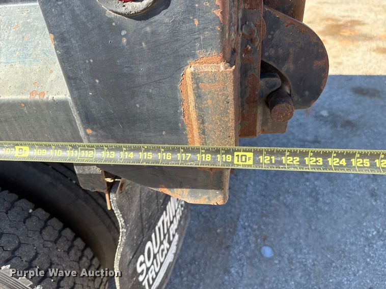 image for item EU5139 1990 International 4600 dump truck