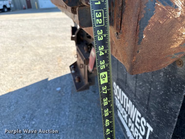 image for item EU5139 1990 International 4600 dump truck