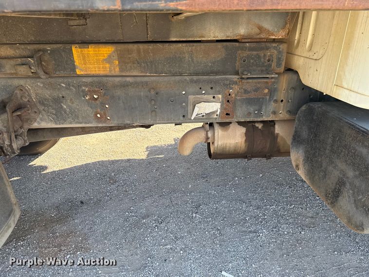 image for item EU5139 1990 International 4600 dump truck