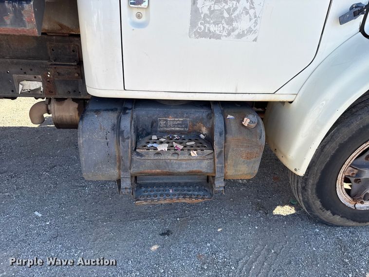 image for item EU5139 1990 International 4600 dump truck