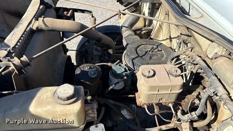 image for item EU5139 1990 International 4600 dump truck