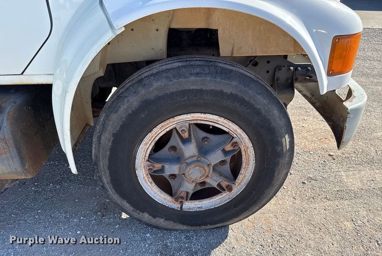 image for item EU5139 1990 International 4600 dump truck