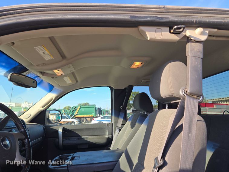 image for item EU5140 2007 Chevrolet Silverado 1500 Ext. Cab pickup truck