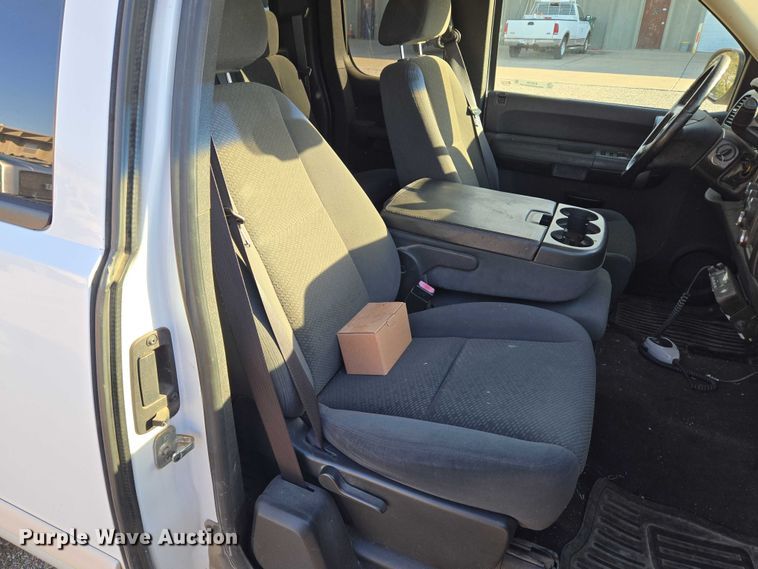 image for item EU5140 2007 Chevrolet Silverado 1500 Ext. Cab pickup truck
