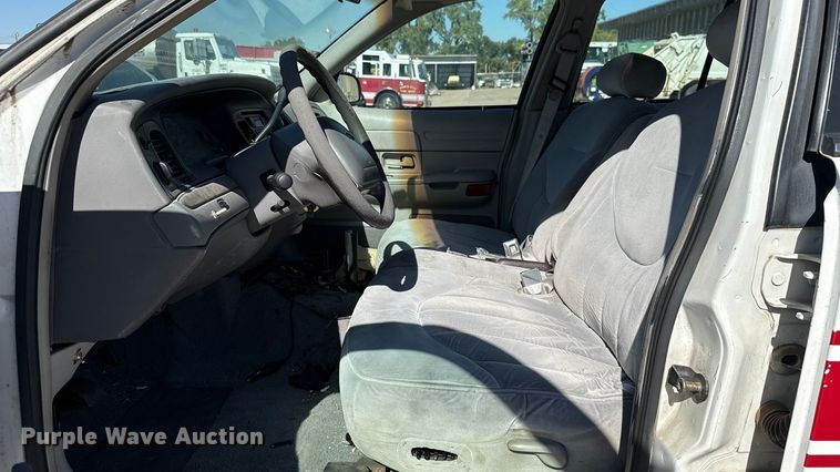 image for item EU5141 1999 Ford Crown Victoria 