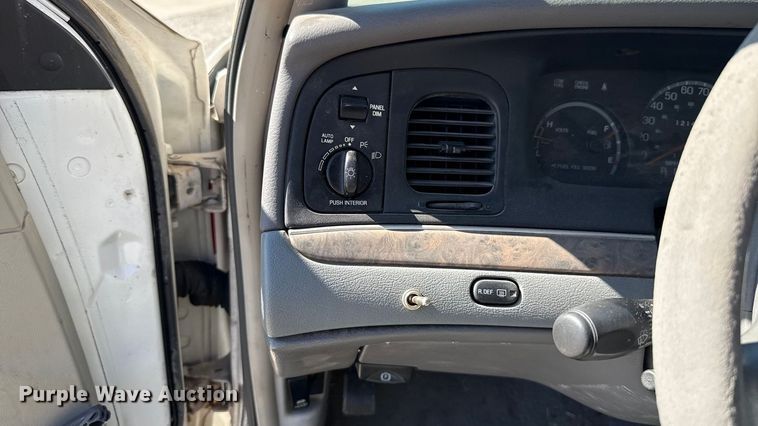 image for item EU5141 1999 Ford Crown Victoria 