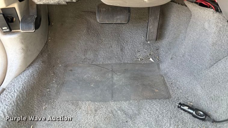 image for item EU5141 1999 Ford Crown Victoria 