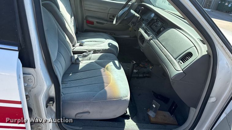 image for item EU5141 1999 Ford Crown Victoria 
