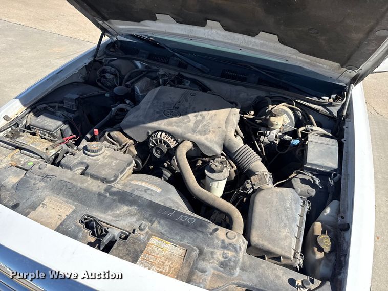 image for item EU5141 1999 Ford Crown Victoria 