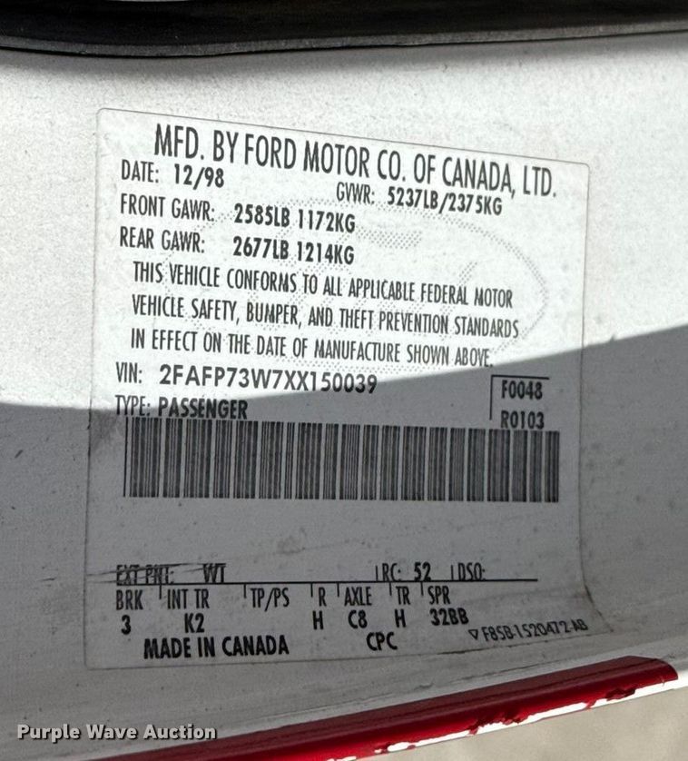 image for item EU5141 1999 Ford Crown Victoria 