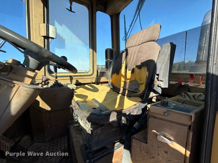 image for item EU5162 1993 Caterpillar 936F wheel loader