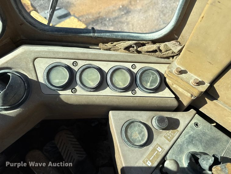 image for item EU5162 1993 Caterpillar 936F wheel loader