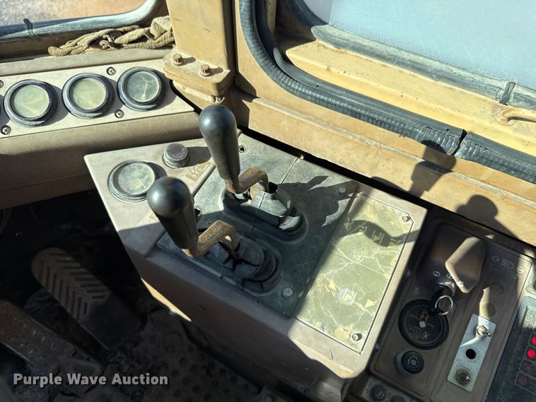 image for item EU5162 1993 Caterpillar 936F wheel loader