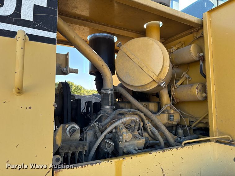 image for item EU5162 1993 Caterpillar 936F wheel loader