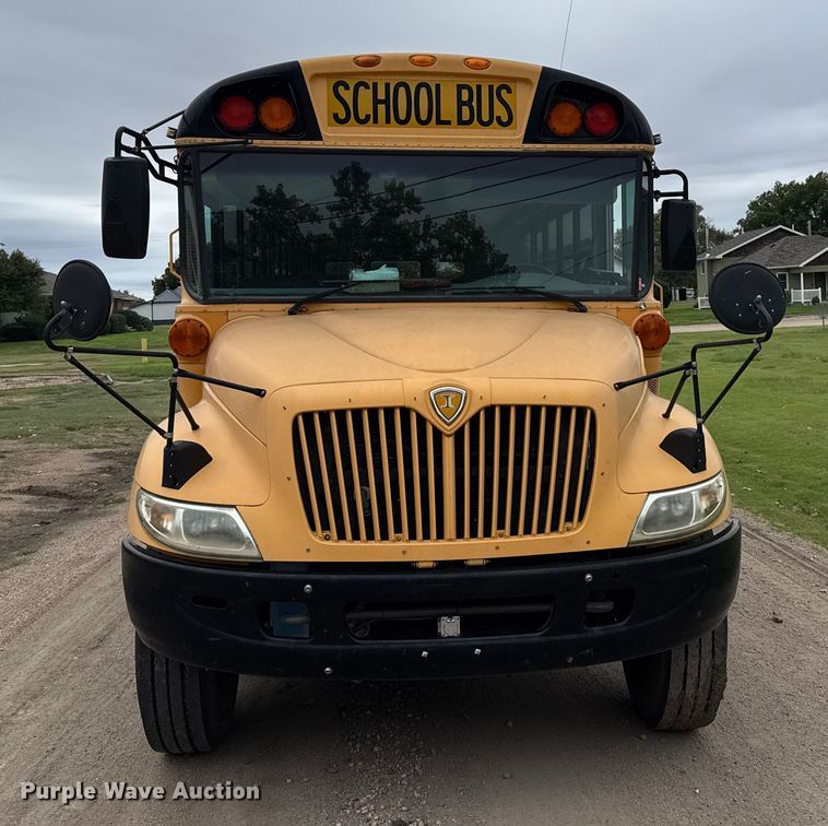 image for item EU6097 2007 IC school bus