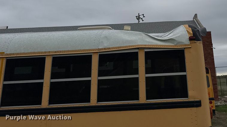 image for item EU6097 2007 IC school bus