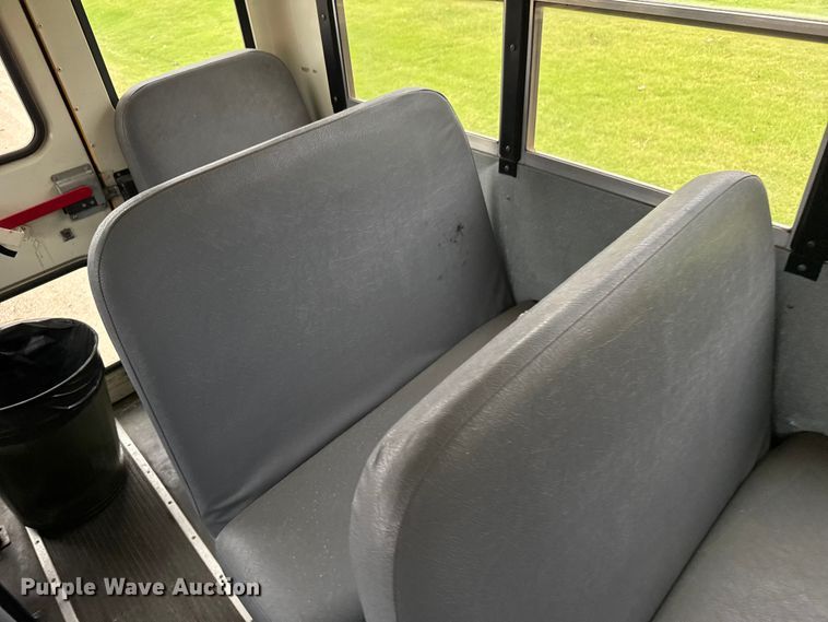 image for item EU6097 2007 IC school bus