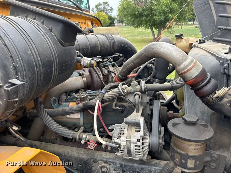 image for item EU6097 2007 IC school bus