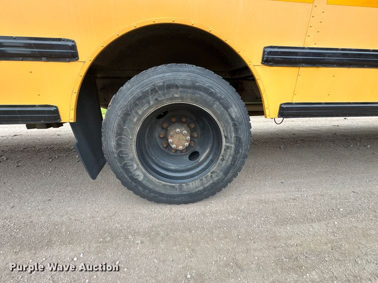 image for item EU6097 2007 IC school bus