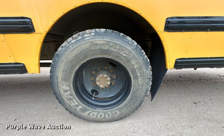 image for item EU6097 2007 IC school bus