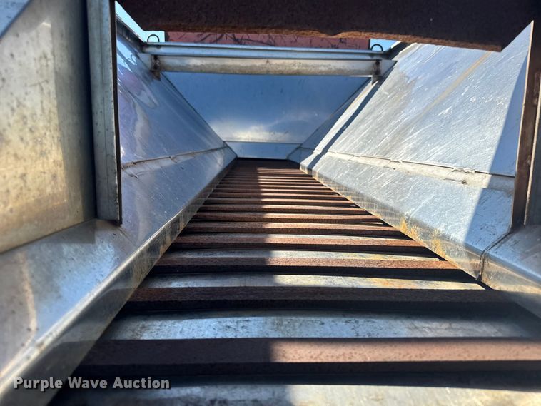 image for item EU6105 1995 Ford L8000 dump truck