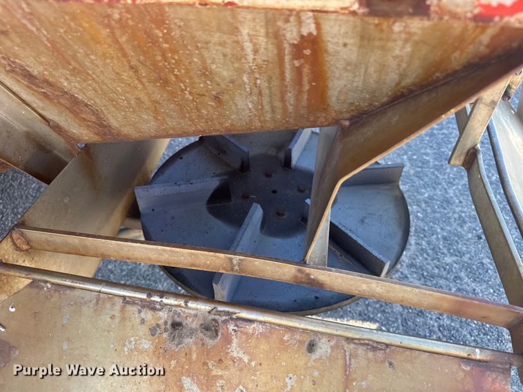 image for item EU6105 1995 Ford L8000 dump truck