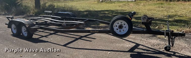image for item EU6108 2009 B&M Manufacturing Seaark boat trailer