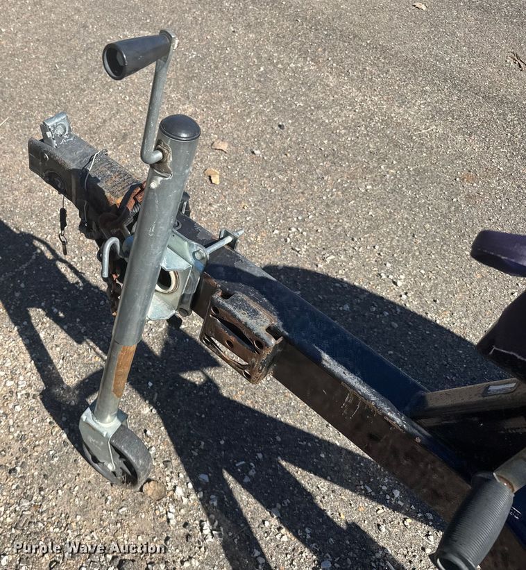 image for item EU6108 2009 B&M Manufacturing Seaark boat trailer