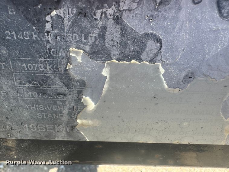 image for item EU6108 2009 B&M Manufacturing Seaark boat trailer