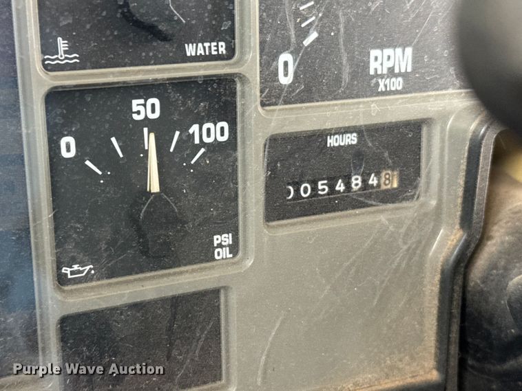 image for item EU6125 2001 International 3800 school bus