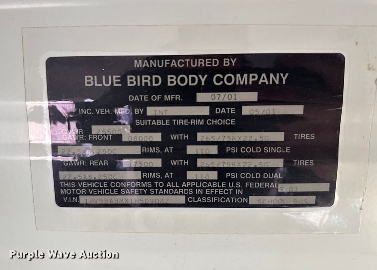 image for item EU6125 2001 International 3800 school bus