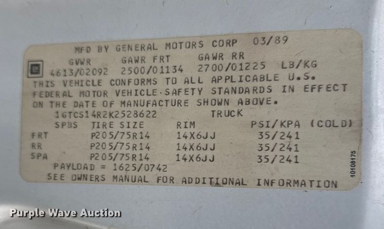 image for item EU6126 1989 GMC S15 pickup truck