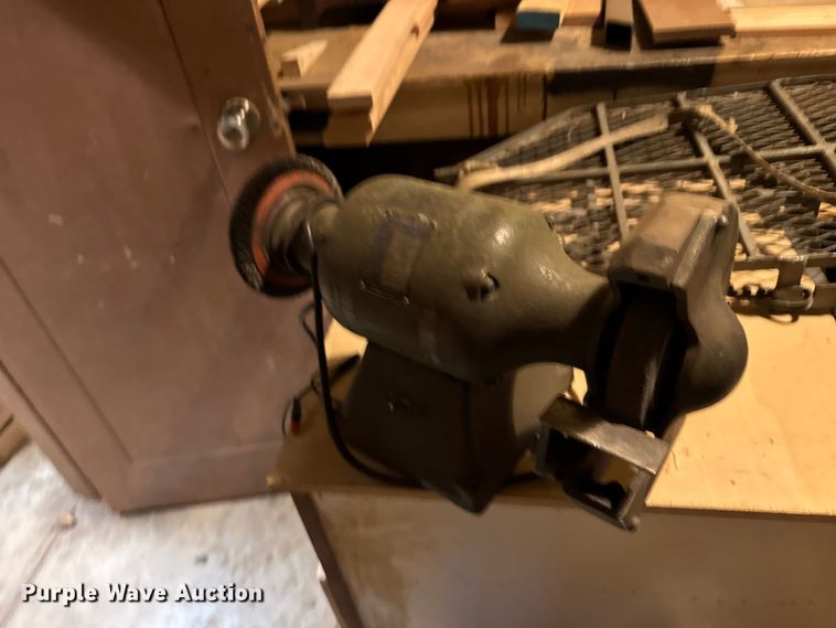 image for item EU6127 Tools