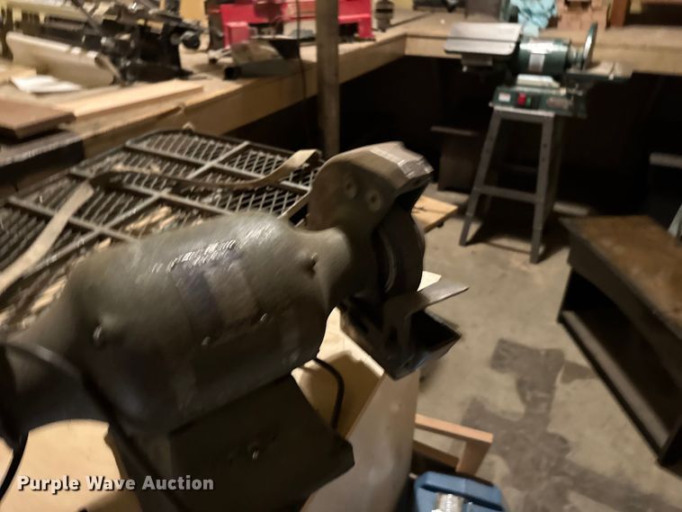 image for item EU6127 Tools