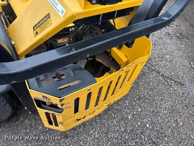 image for item EU6129 2009 Hustler Super Z ZTR lawn mower