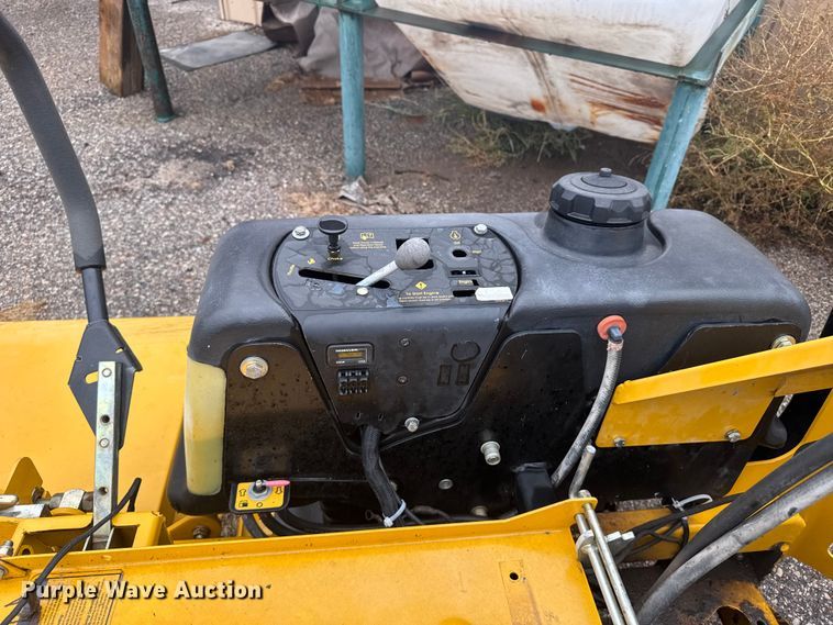 image for item EU6129 2009 Hustler Super Z ZTR lawn mower