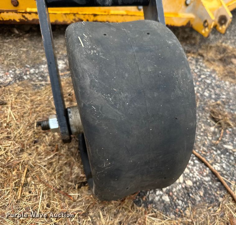 image for item EU6129 2009 Hustler Super Z ZTR lawn mower