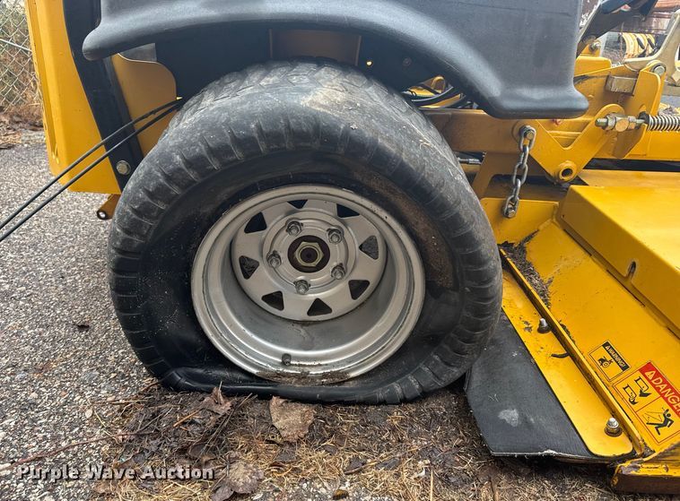 image for item EU6129 2009 Hustler Super Z ZTR lawn mower