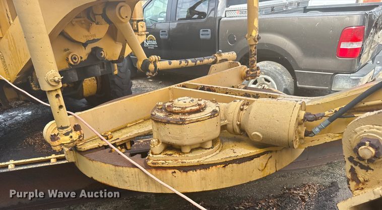 image for item EU6130 Galion 104H Series B rigid frame motor grader