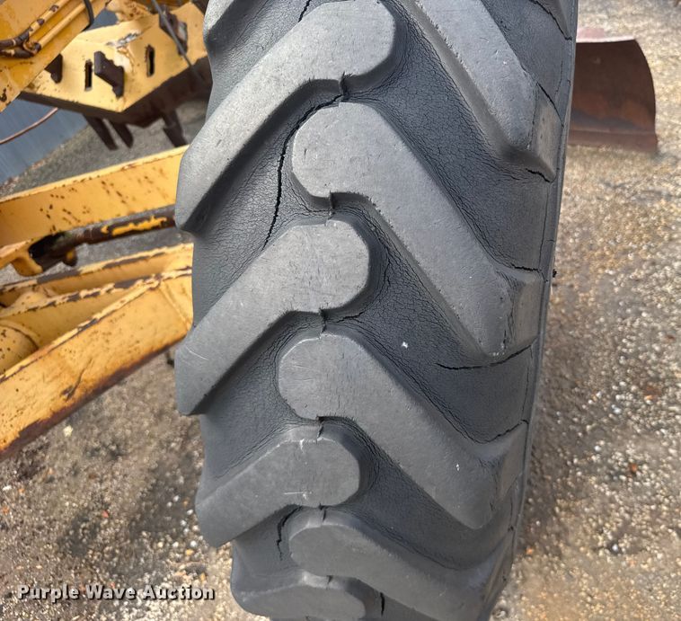 image for item EU6130 Galion 104H Series B rigid frame motor grader