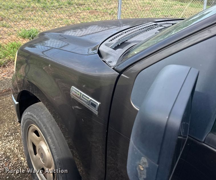 image for item EU6131 2007 Ford F150 SuperCrew pickup truck