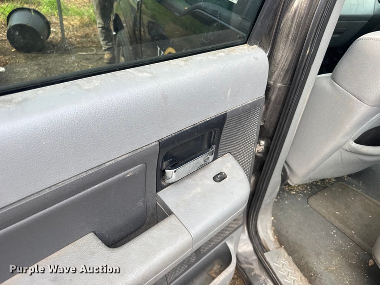 image for item EU6131 2007 Ford F150 SuperCrew pickup truck