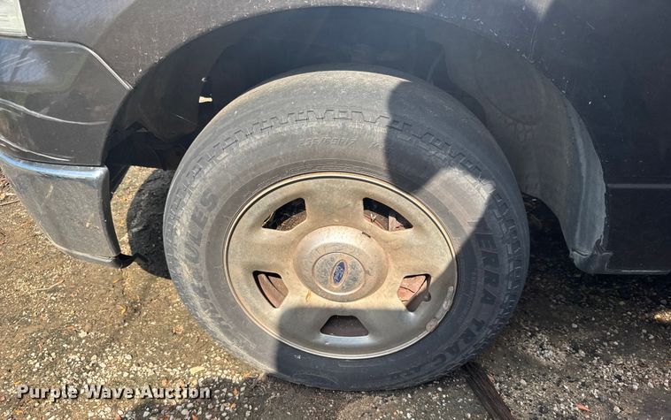 image for item EU6131 2007 Ford F150 SuperCrew pickup truck