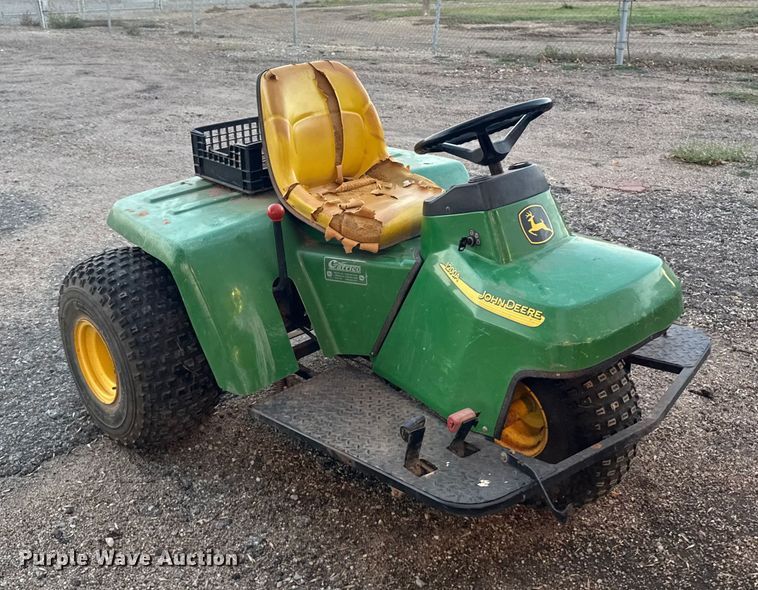 image for item EU6134 John Deere 1200A bunker rake