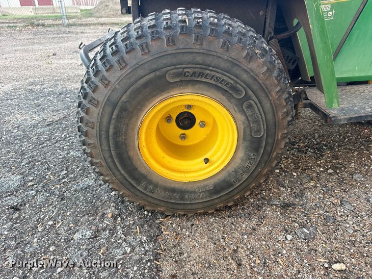 image for item EU6134 John Deere 1200A bunker rake