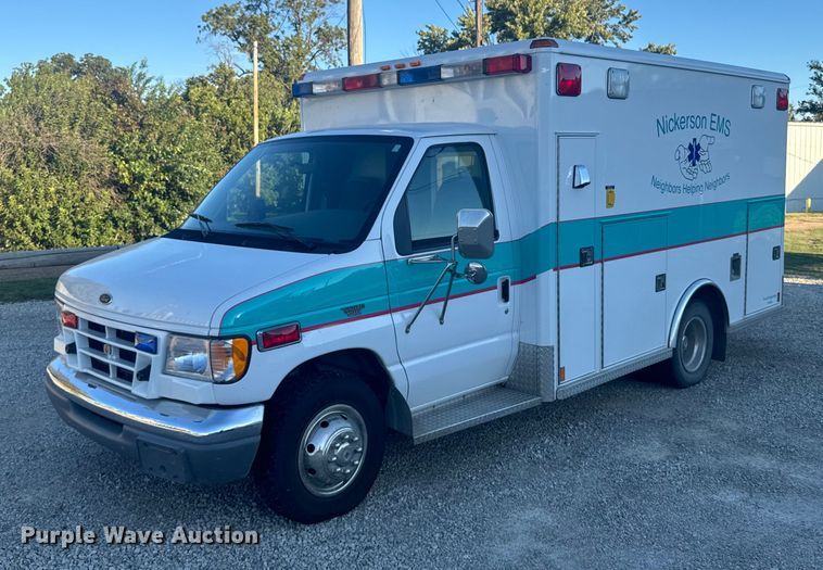 2000 Ford E350 Ambulance VIN: 1FDWE35F0YHC02209 Lot: 999320516