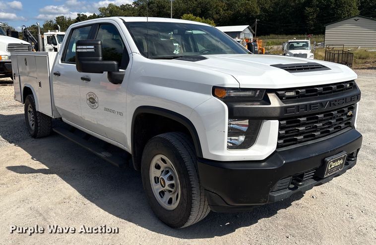 image for item EV2506 2021 Chevrolet Silverado 3500HD Crew Cab utility bed pickup truck