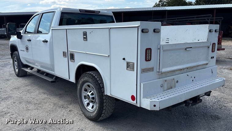 image for item EV2506 2021 Chevrolet Silverado 3500HD Crew Cab utility bed pickup truck