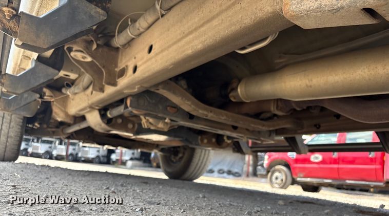 image for item EV2506 2021 Chevrolet Silverado 3500HD Crew Cab utility bed pickup truck