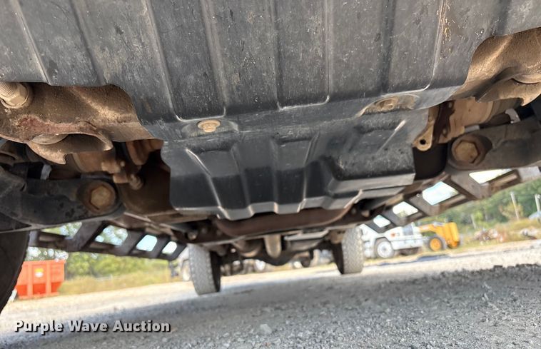 image for item EV2506 2021 Chevrolet Silverado 3500HD Crew Cab utility bed pickup truck